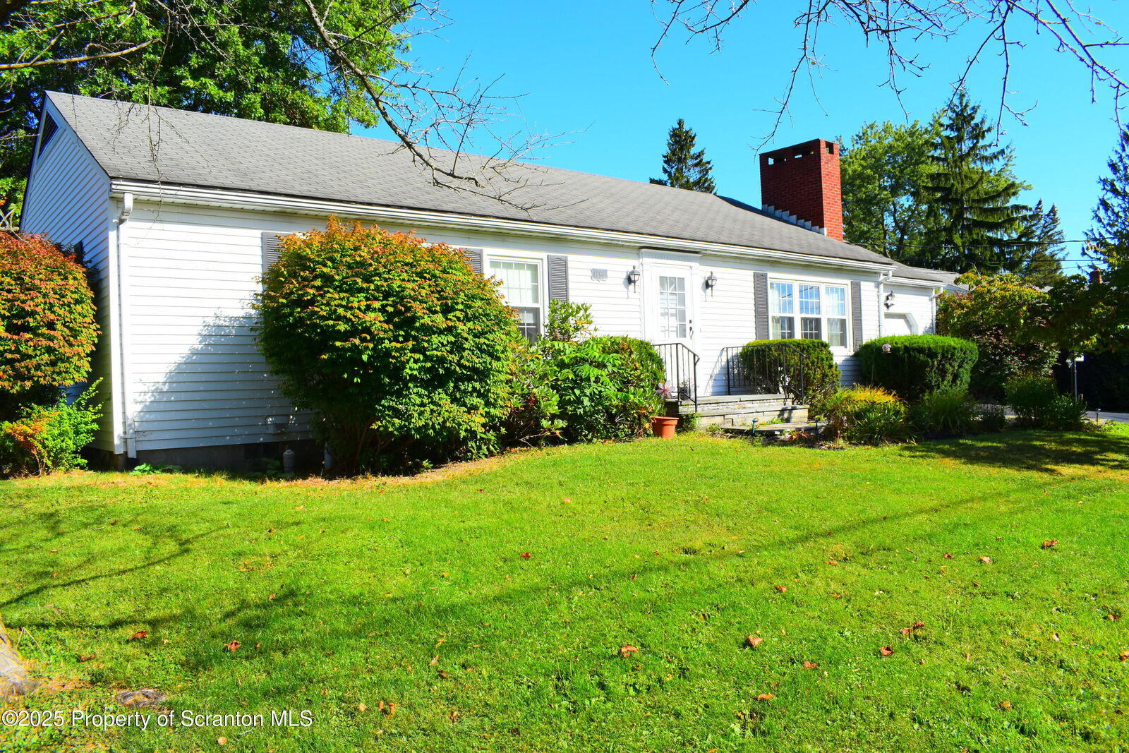 Property Photo:  351 High Street  PA 18801 