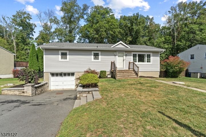 Property Photo:  18 Spruce Dr  NJ 07821 