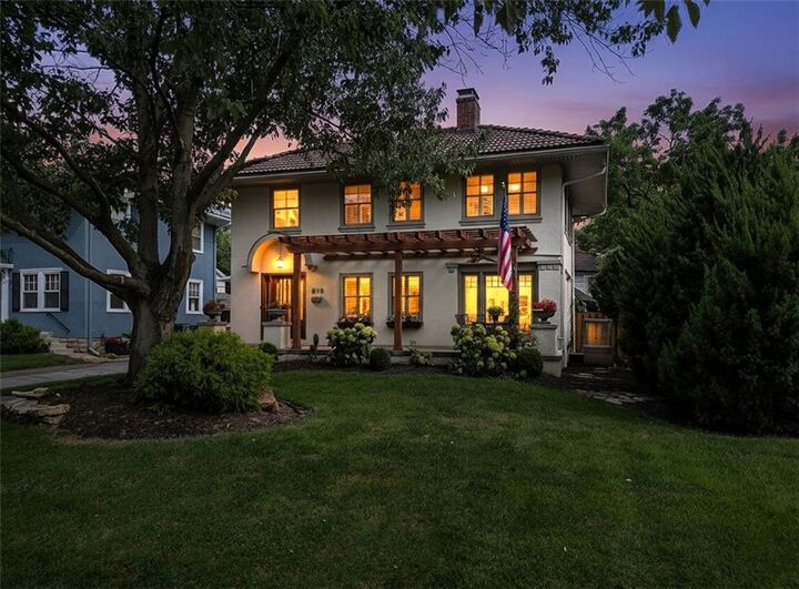 618 W 60th Terrace  Kansas City MO 64113 photo