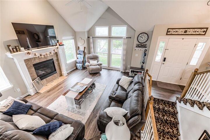 Property Photo:  810 N Spruce Street  KS 66030 