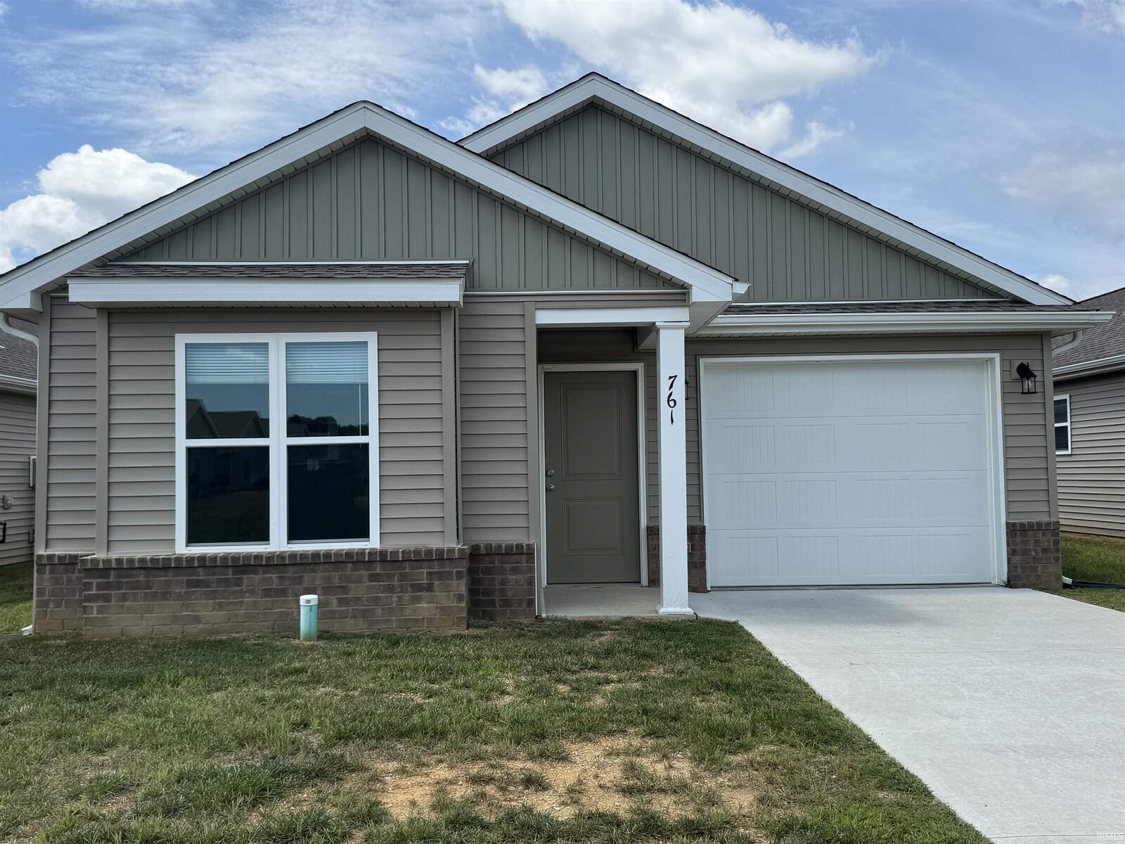 Property Photo: 761 S Magnolia Avenue IN 47670