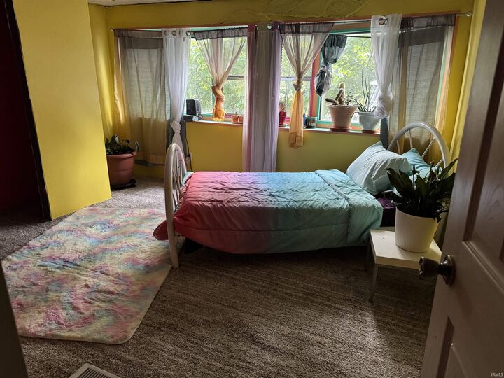 Property Photo: 704 W School Street IN 47649