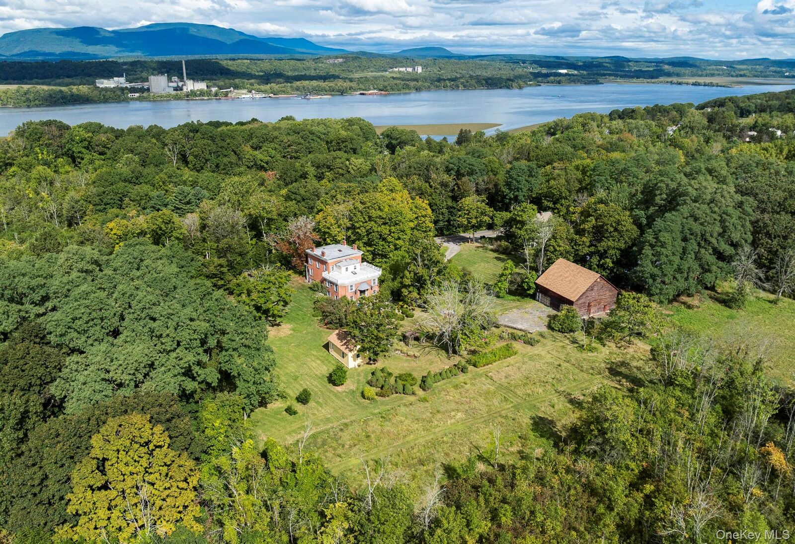 Property Photo:  1281 Woods Road  NY 12526 