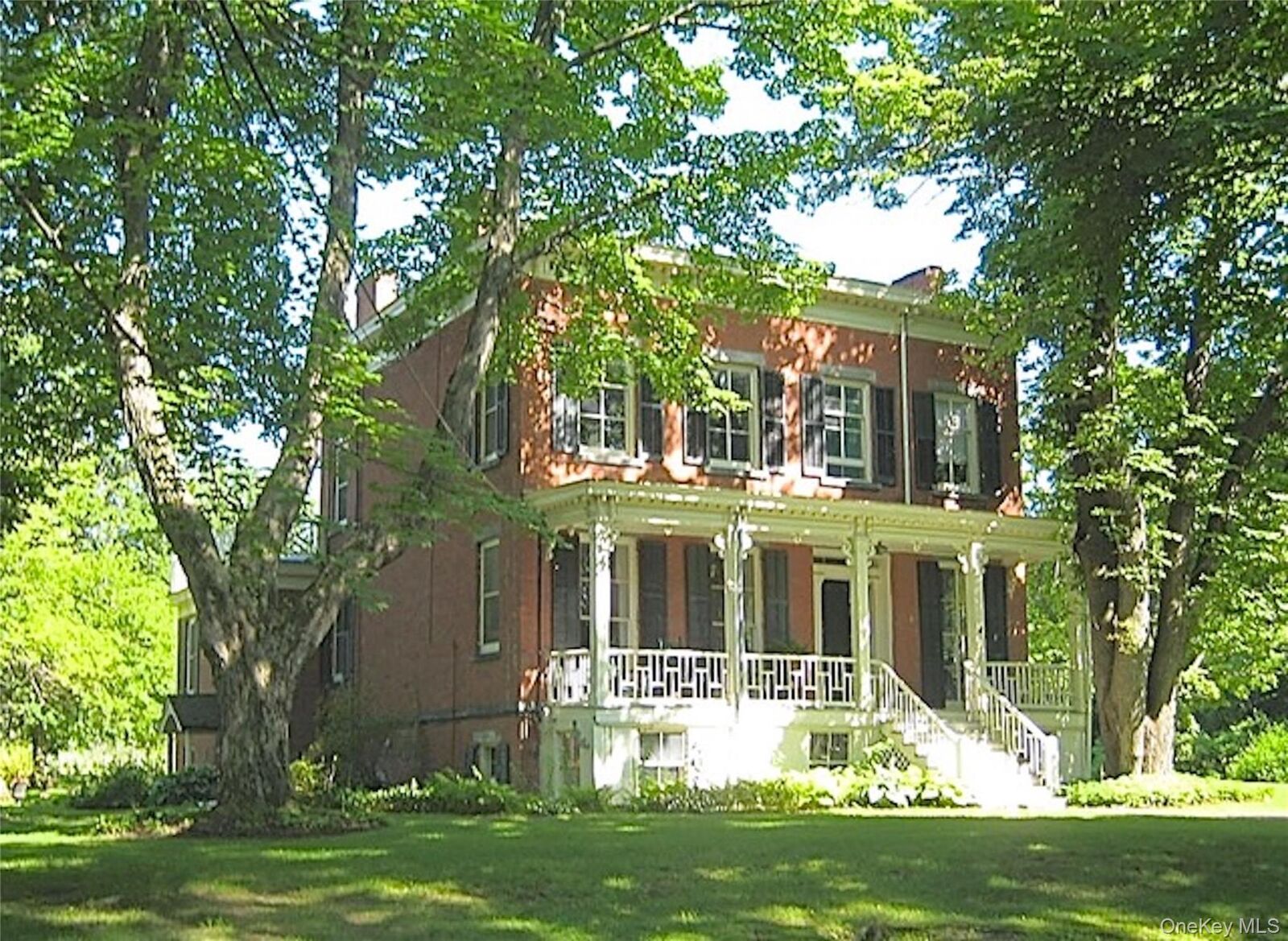Property Photo:  1281 Woods Road  NY 12526 