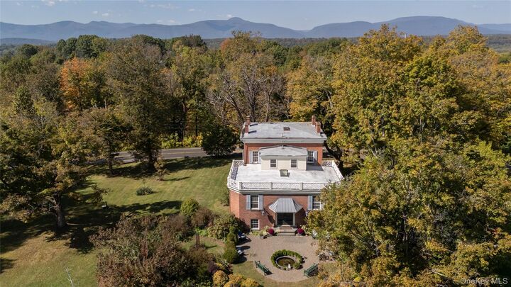 1281 Woods Road  Germantown NY 12526 photo