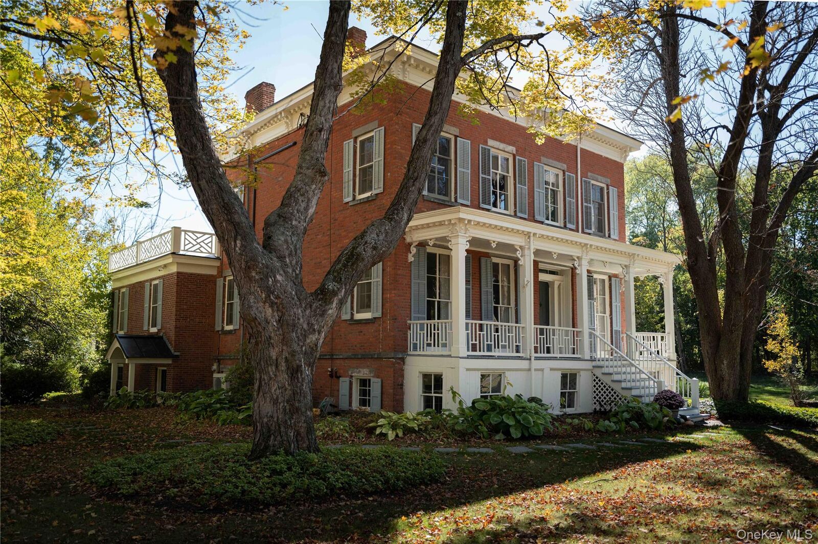 Property Photo:  1281 Woods Road  NY 12526 