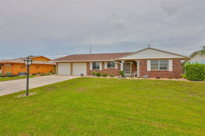 Property Photo:  643 Oakmont Avenue  FL 33573 