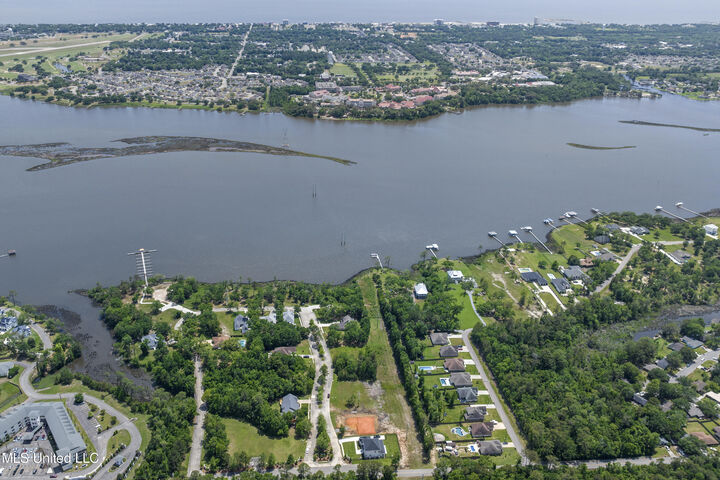 Property Photo:  Lot 36 Savannah Estates Boulevard  MS 39532 