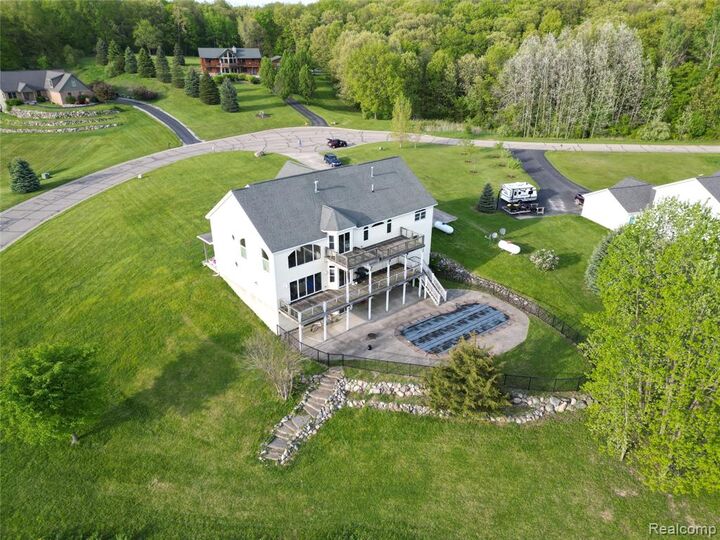 Property Photo: 5041 Vista Bay Trail MI 48438 8938