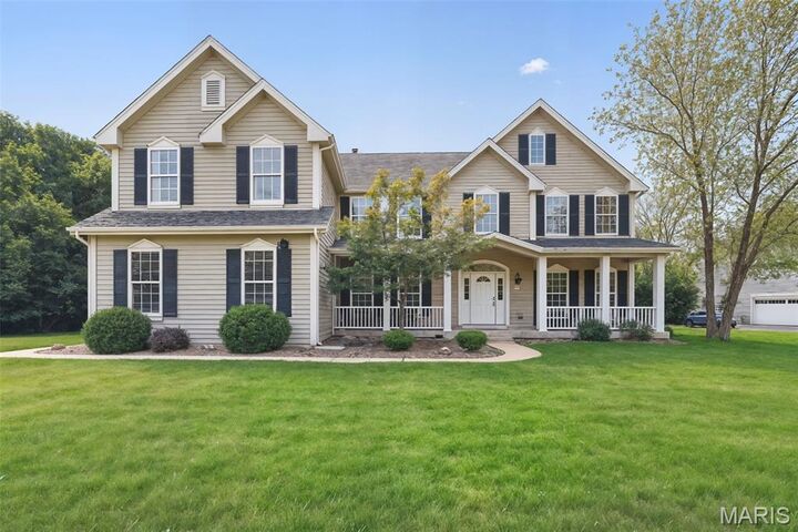 Property Photo: 943 Sheffield Forest Court MO 63021