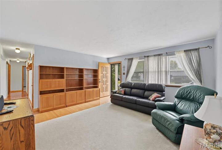 Property Photo: 1505 Swallow Lane MO 63031