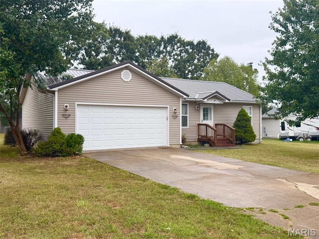Property Photo: 2133 Cedarwood Court MO 65536
