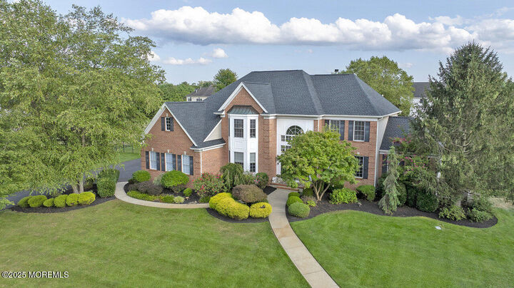 Property Photo:  11 Victoria Court  NJ 08514 