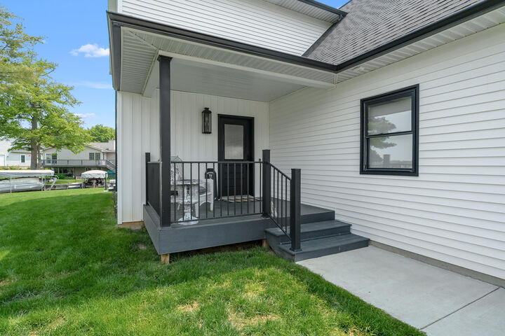 Property Photo:  1335 Panama Street  MI 49002