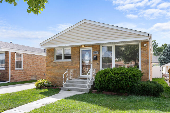 4228 Atlantic Avenue  Schiller Park IL 60176 photo