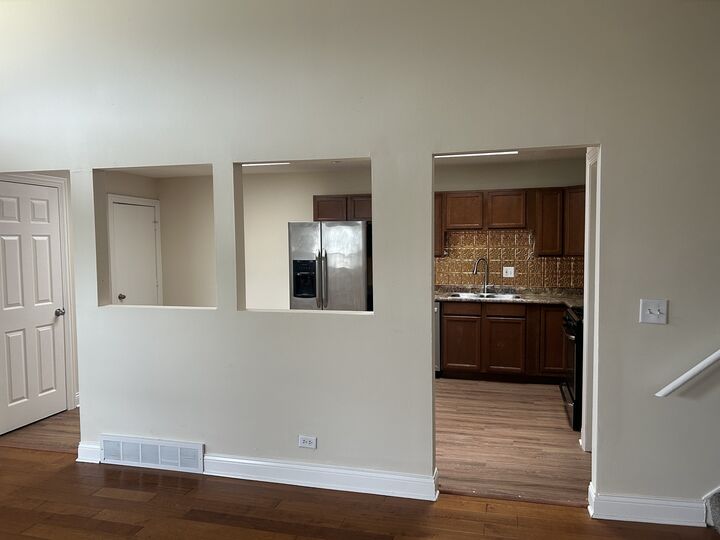 Property Photo: 718 Michigan Avenue 718 IL 60177
