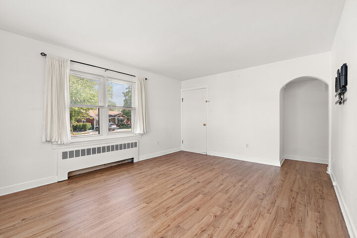 Property Photo:  1111 S Lincoln Street  IL 60441 