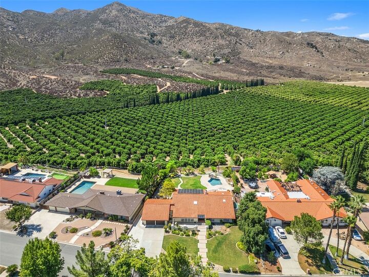 Property Photo:  43839 Mandarin Drive  CA 92544 