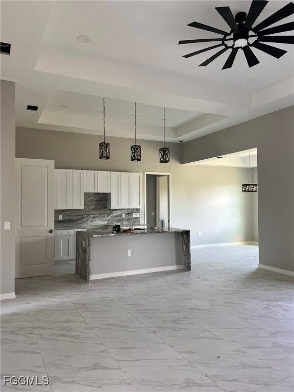 Property Photo: 2500 41st Street SW FL 33976