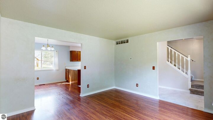 Property Photo: 807 Whitney Street MI 48858
