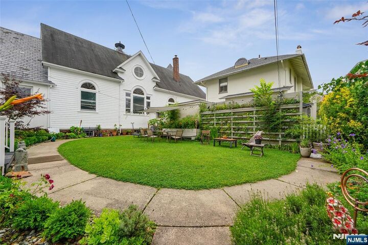 Property Photo:  17 Valley Road  NJ 07042 