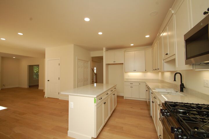 Property Photo:  17 Griffin Road  NH 03051 