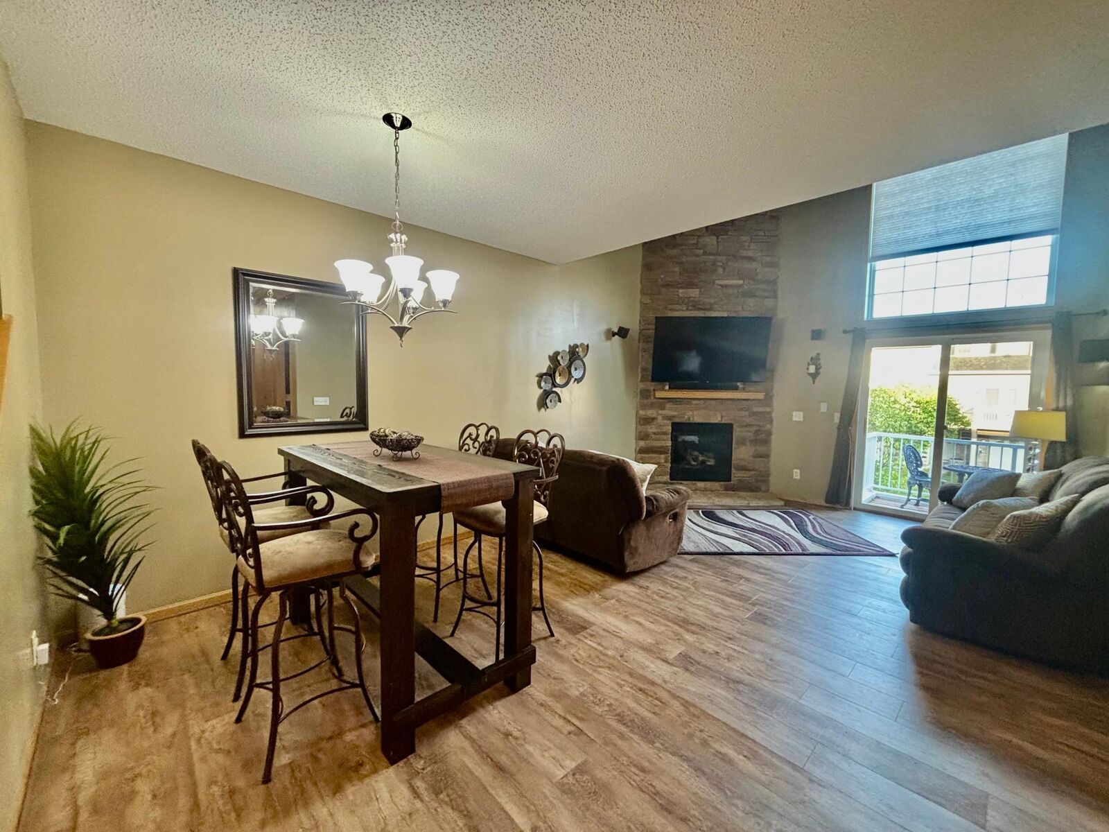 Property Photo:  18255 Kerrville Trail 304  MN 55044 