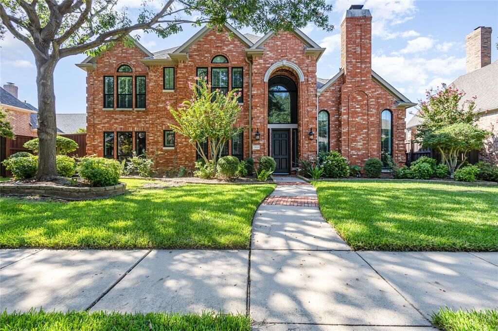 Property Photo:  5920 Glendower Lane  TX 75093 