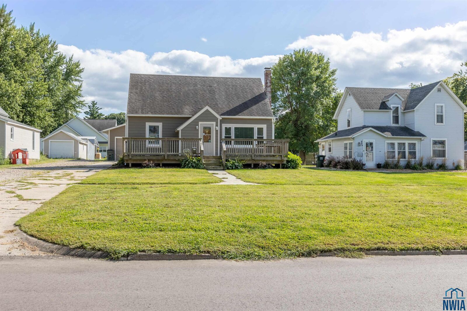 Property Photo:  822 1/2 Main Street  IA 51034 