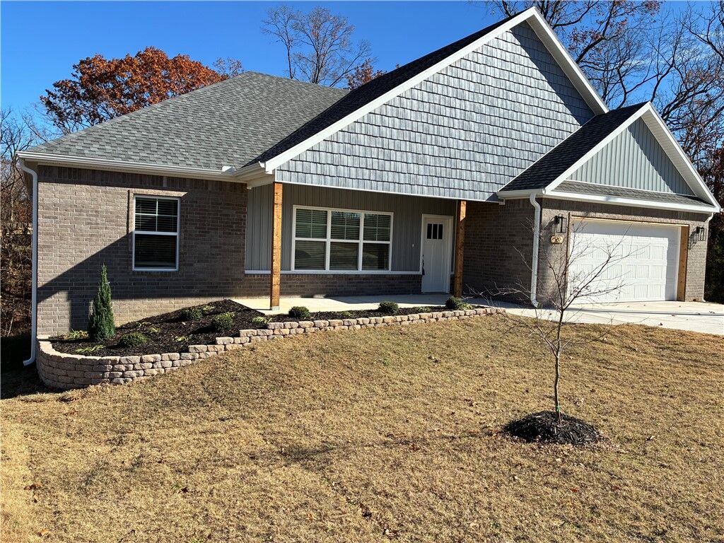 Property Photo: 29 Coalburn Drive AR 72715