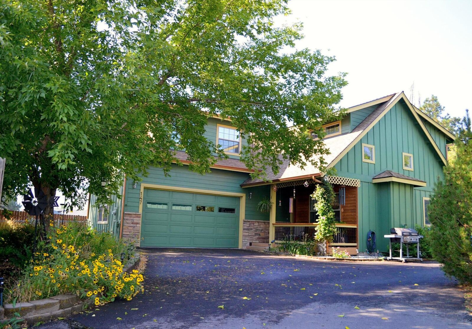 Property Photo:  147 S Main Street  OR 97754 