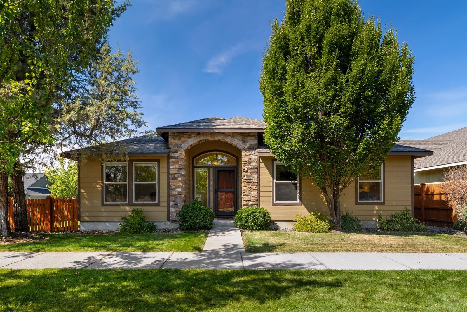 Property Photo:  61705 Rigel Way  OR 97702 