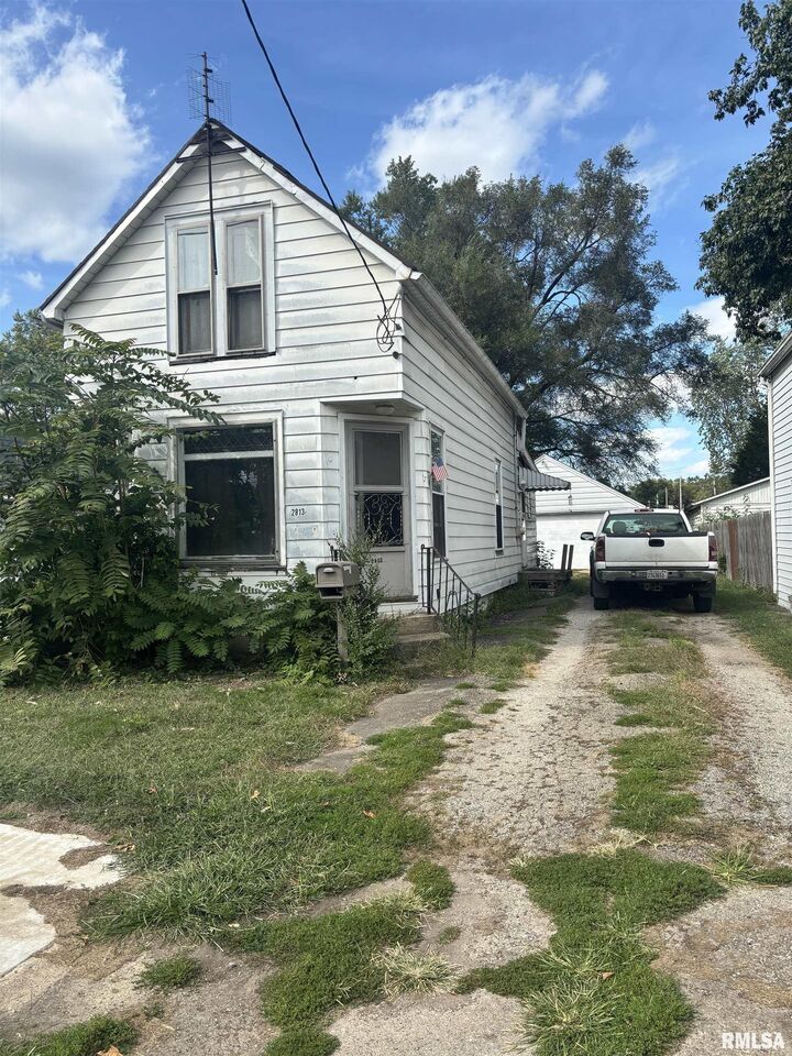 2813 W Marquette Street  Peoria IL 61605 photo