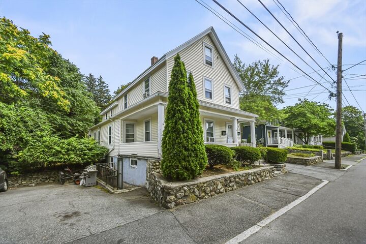 Property Photo:  22 Beacon St  MA 01801 
