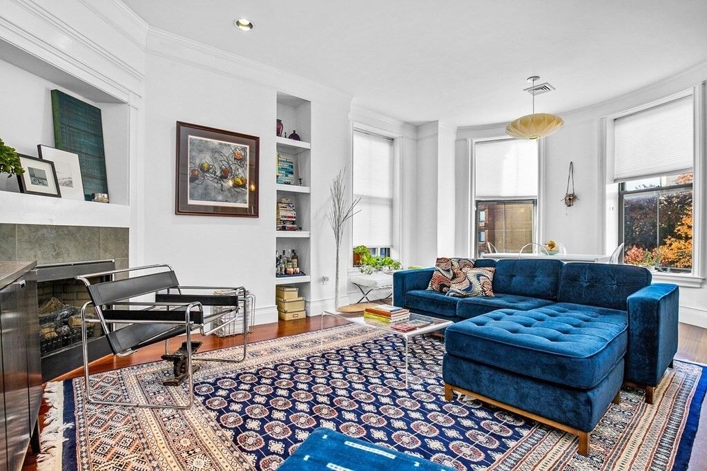 Property Photo:  692 Tremont 4  MA 02118 