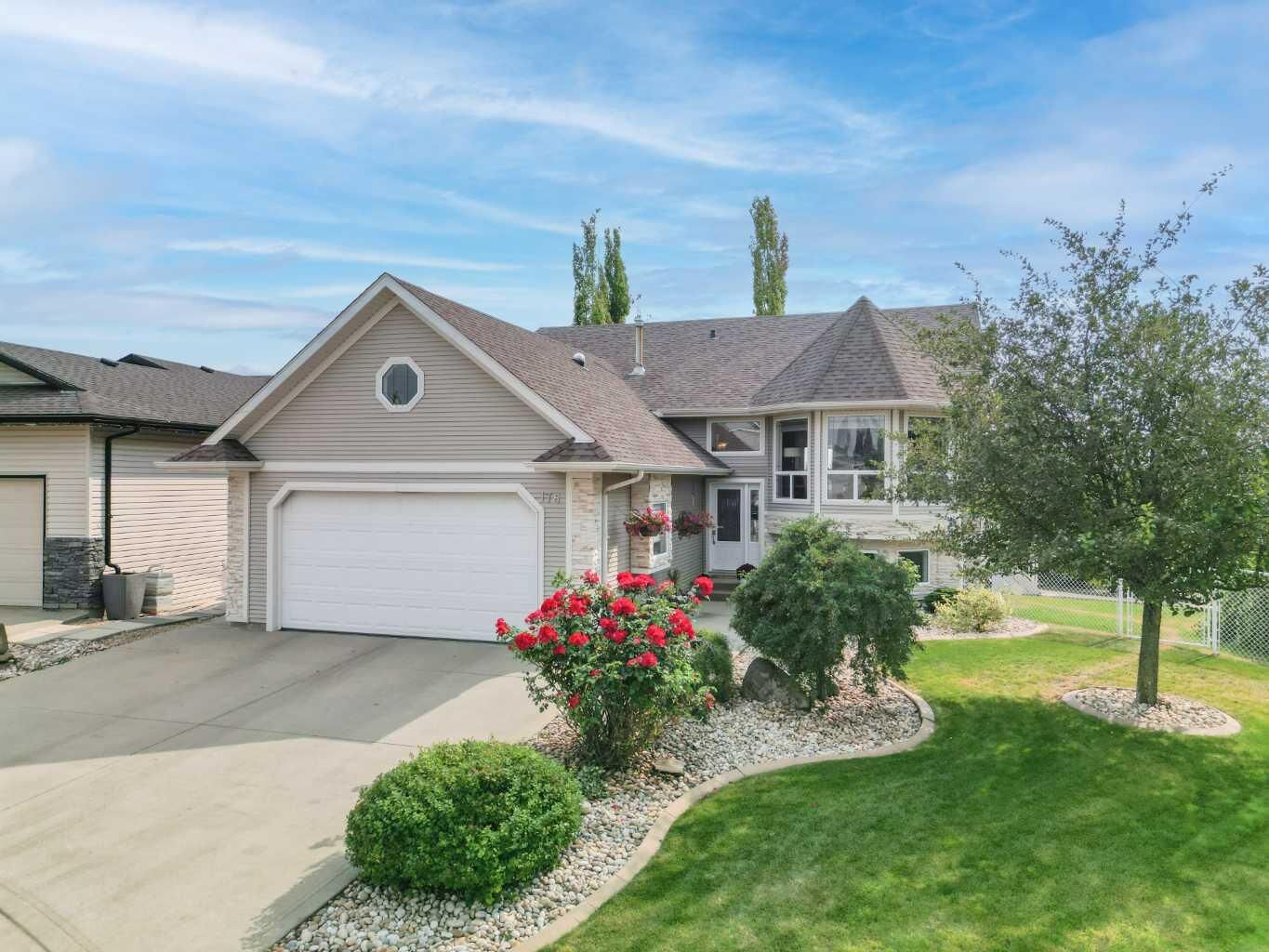 Property Photo: 176 Daniel Crescent AB T4R 3M2