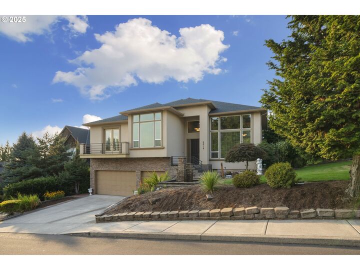 Property Photo: 5219 NW Fernridge Dr WA 98607
