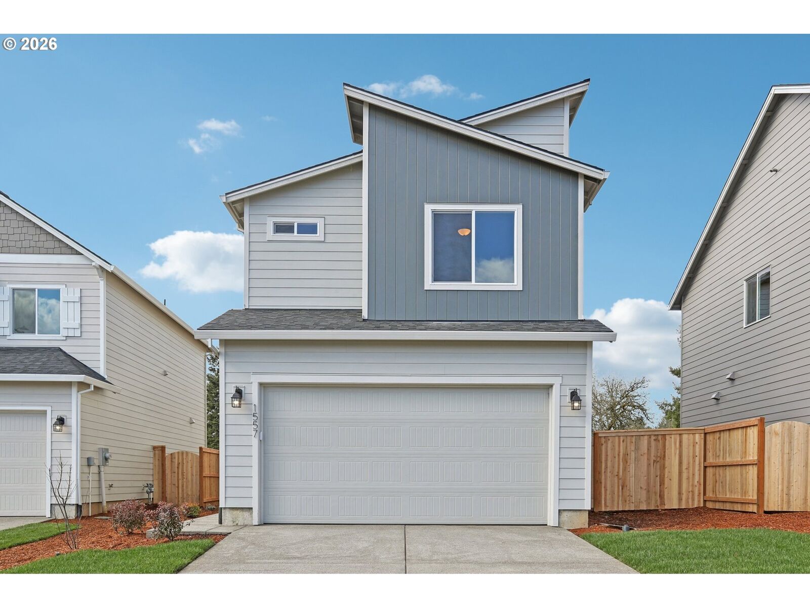 Property Photo:  1557 N Millican Creek St  OR 97127 