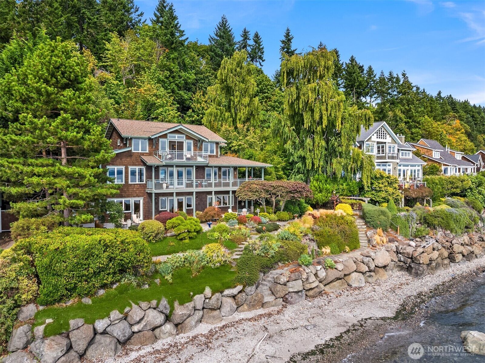 Property Photo: 9889 NE South Beach Drive WA 98110