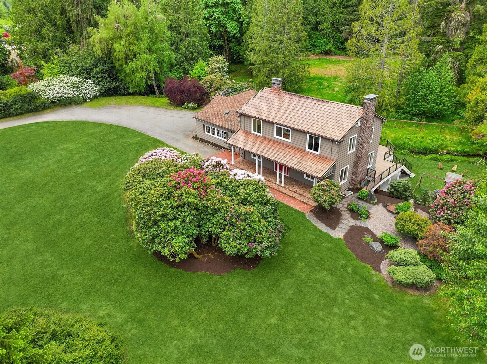 Property Photo:  12653  Avondale Road NE  WA 98052 