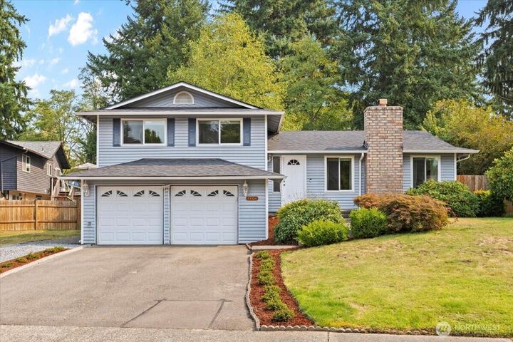 Property Photo: 33304 33rd Place SW WA 98023