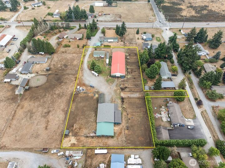 Property Photo: 8106 224th Street E WA 98338