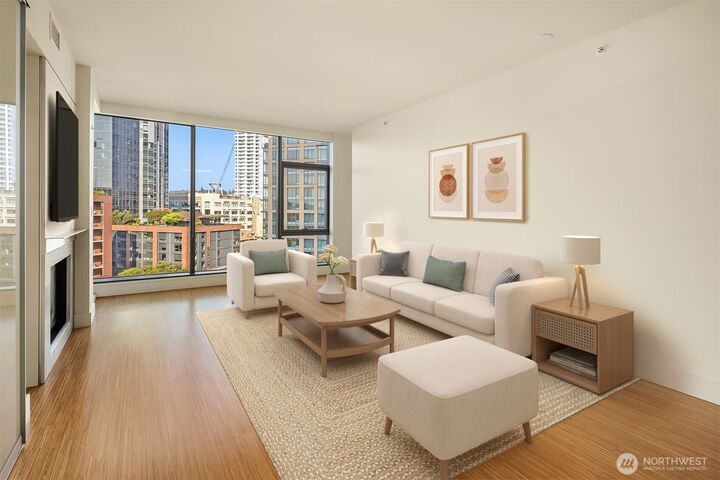 Property Photo:  820  Blanchard Street 803  WA 98121 