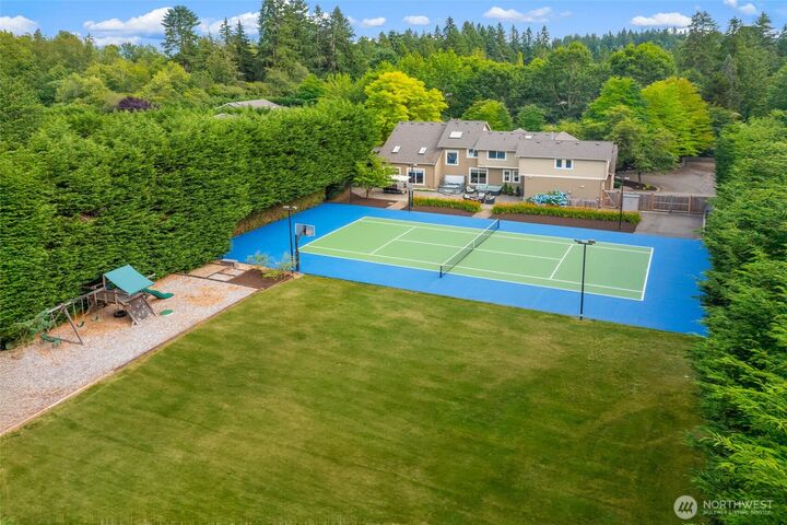 Property Photo:  17110 NE 183rd Place  WA 98072 