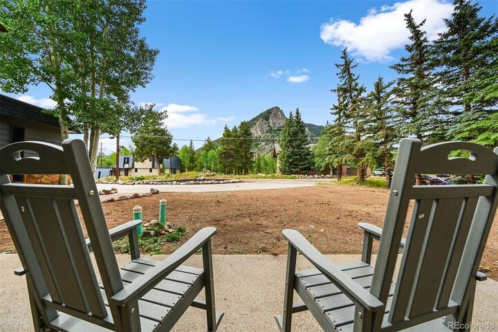 Property Photo:  205 Aspen Drive  CO 80443 