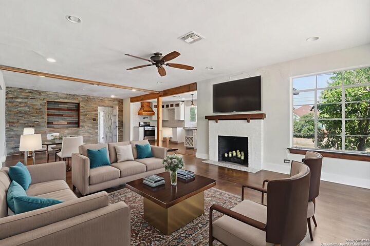 Property Photo: 700 Dawson TX 78202