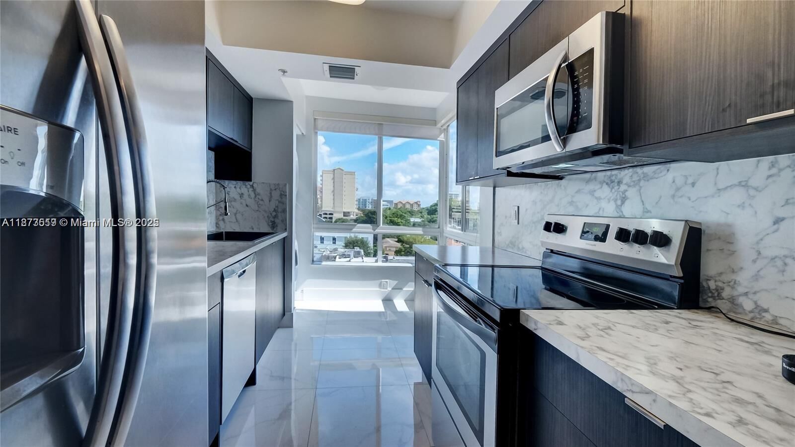 Property Photo:  2501 Douglas Rd 601  FL 33133 