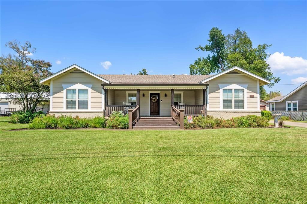 Property Photo: 436 McKinley Street LA 70669