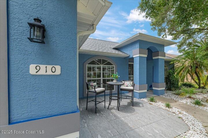 Property Photo:  910 Deer Run Drive  FL 32940 