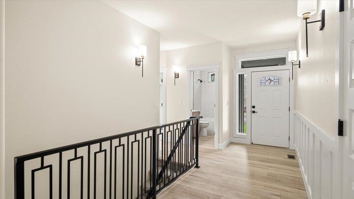 Property Photo: 209 E Franklin Dr WA 99026